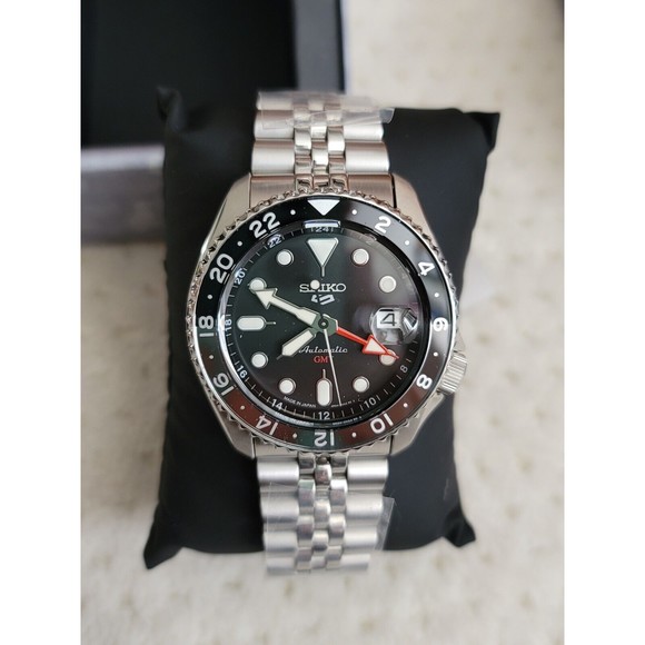 NIB Seiko 5 Sports SKX Sports Style GMT 42.5mm Men's Watch SSK001J8 JAPAN MADE - Picture 2 of 5